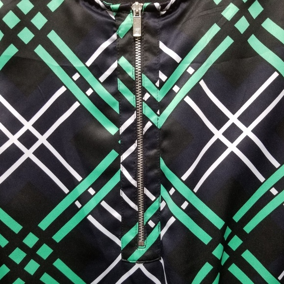 Tank Top - Picture 2 of 5